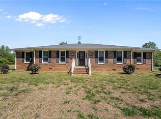 1753 Altamahaw Union Ridge Rd, Burlington, NC 27217