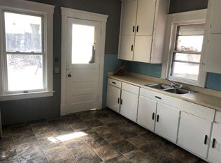 3441 Krather Rd, Cleveland, OH 44109