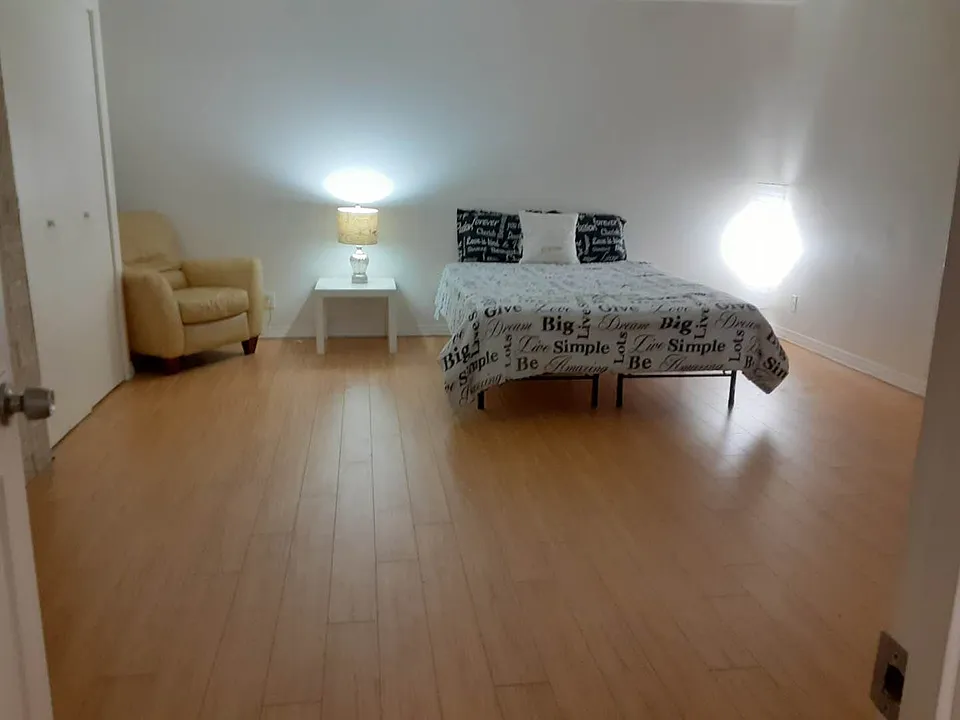 11701 Texas Ave #101