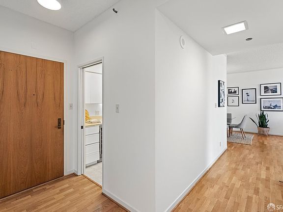 5th image of 101 Lombard St APT 418E