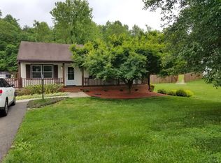114 Mayfield Dr, Lynchburg, VA 24502