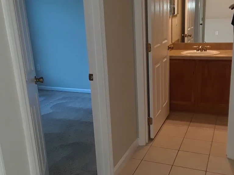 2533 Old Kent Cir — Photo 11