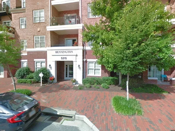 5215 Center St APT 301, Williamsburg, VA 23188
