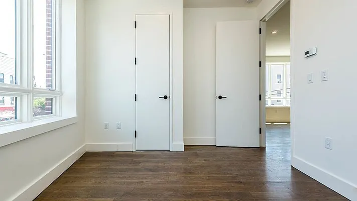 Rented by Nooklyn NYC LLC | media 18