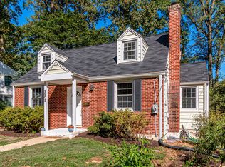 2903 Woodlawn Ave, Falls Church, VA 22042