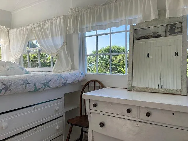8 Village Way — Photo 22