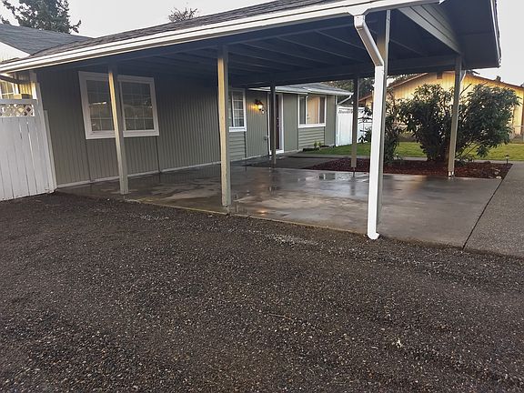 4th image of 17506 6th Ave E