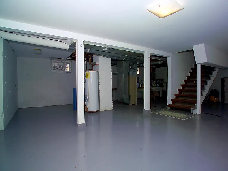 508 W Lakeside St — Photo 35