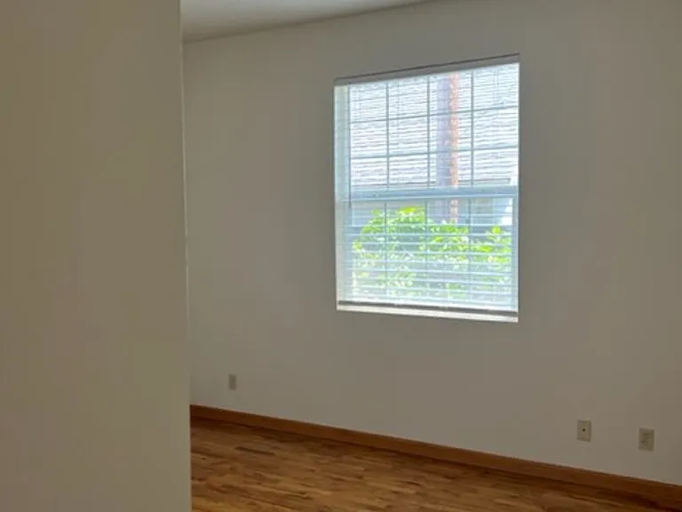 3515 California Ave — Photo 29