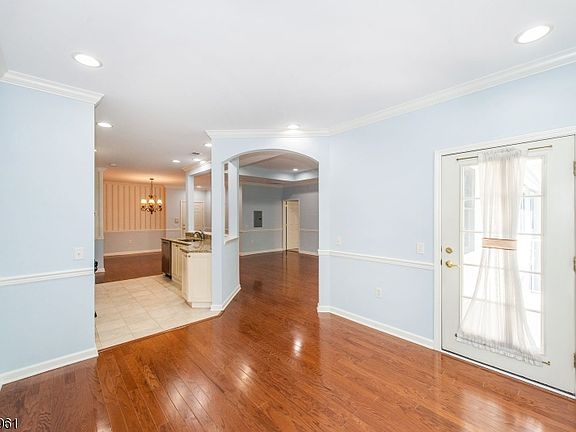 5th image of 29 RIDGEVIEW LANE #29