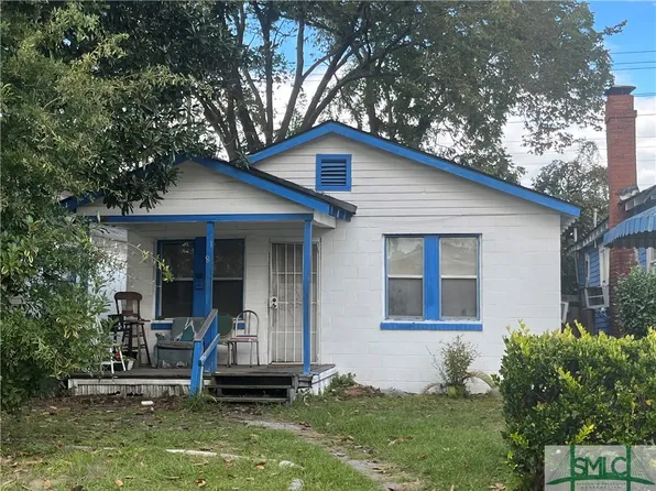 618 E Waldburg Street, Savannah, GA 31401
