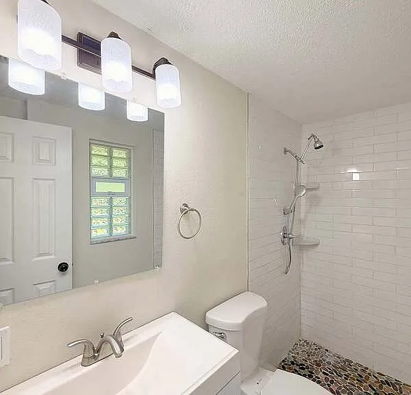15839 Villa Dr — Photo 34