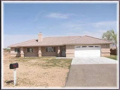 4 bed, 1796 sqft, $2,995 — Photo 1