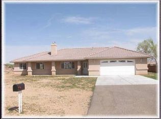 13523 Mohawk Rd, Apple Valley, CA 92308