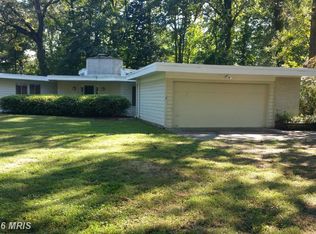 11724 River Dr, Lorton, VA