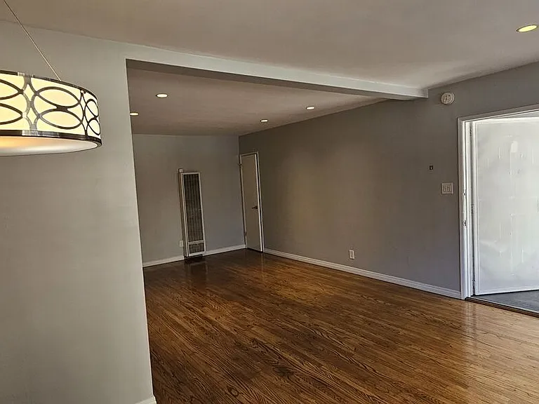 1227 S Holt Ave #3 — Photo 3