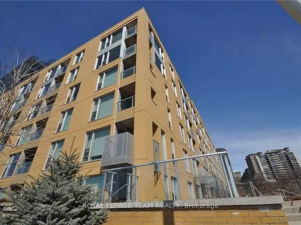 250 Lett St #502, Ottawa, ON K1R 0A8
