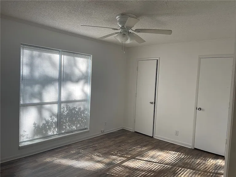 800 Mallery St #H-63 — Photo 5