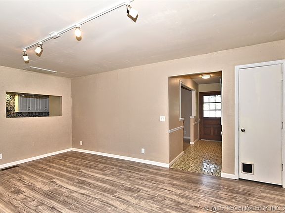 5th image of 316 Redbud Ct