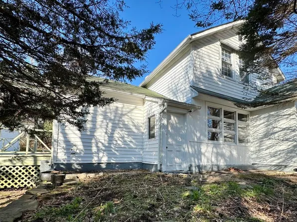 414 Carroll St, Honesdale, PA 18431