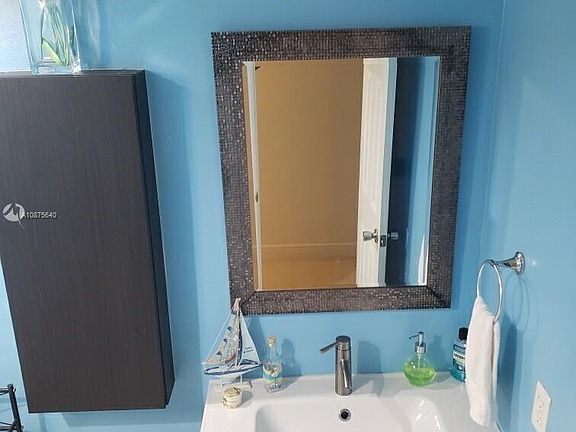 5th image of 6980 NW 186th St APT 3-123
