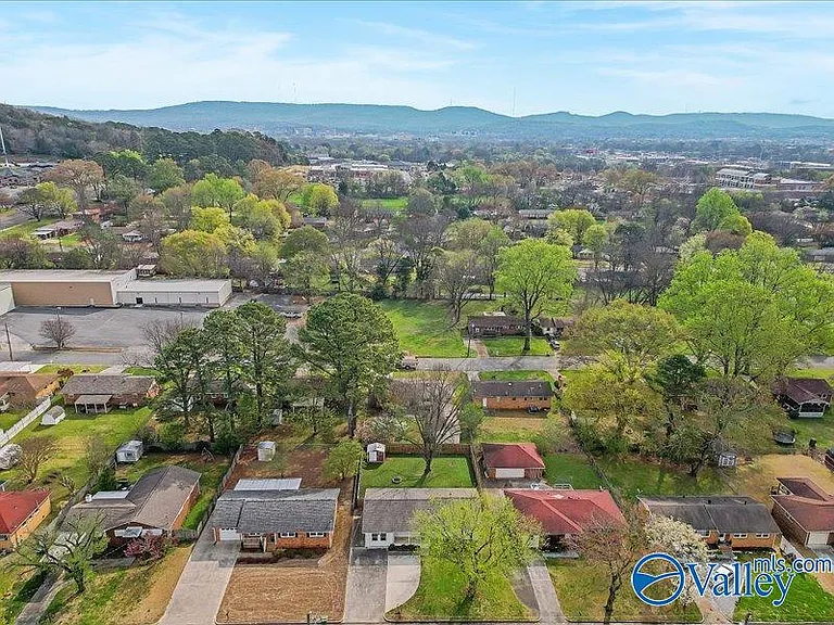 315 Jack Coleman Dr NW — Photo 32
