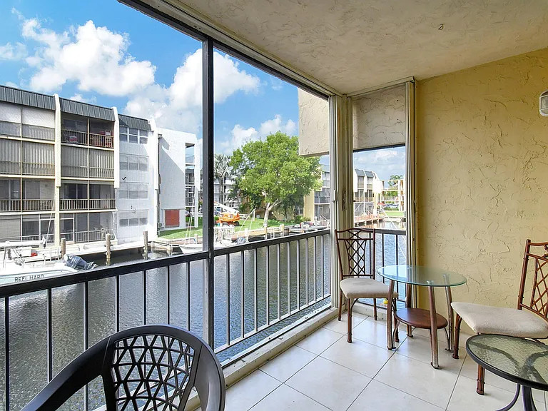 777 S Federal Hwy #202-H — Photo 10