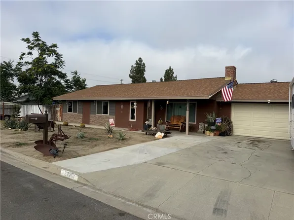26201 Camas Dr, Hemet, CA 92544
