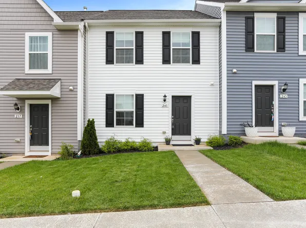 241 Colston Rd, Charles Town, WV 25414