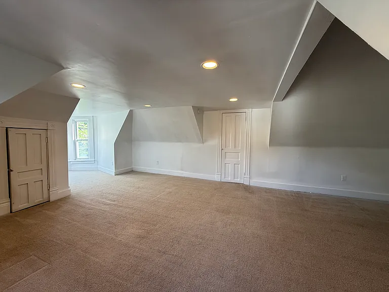 118 Nobles Ln — Photo 11