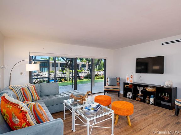 Spacious Canal Front Living Room