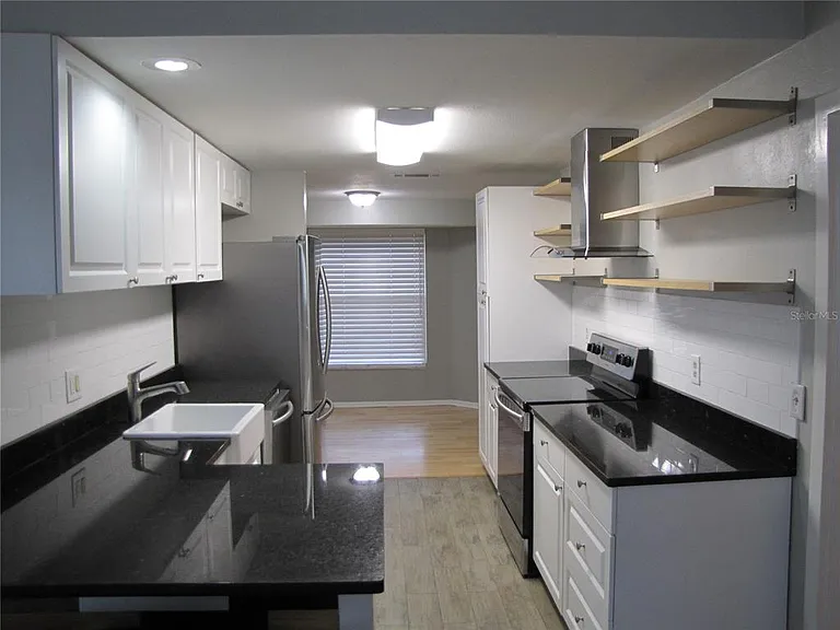 7807 N Matanzas Ave — Photo 8