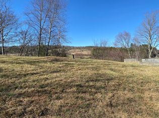 165 Sunnyvale Rd, Hillsville, VA 24343