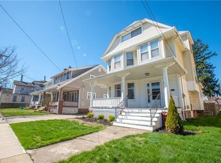 1374 Cranford Ave, Lakewood, OH