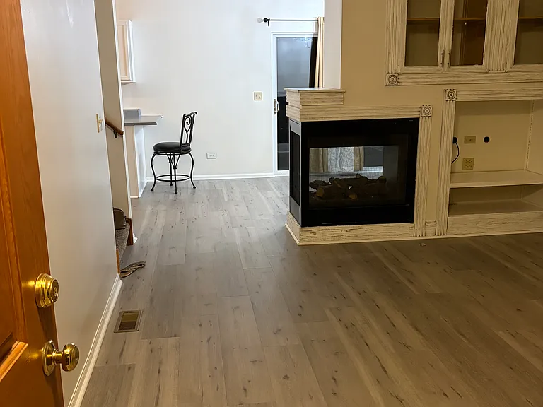 5807 Emerald Pointe Dr — Photo 3