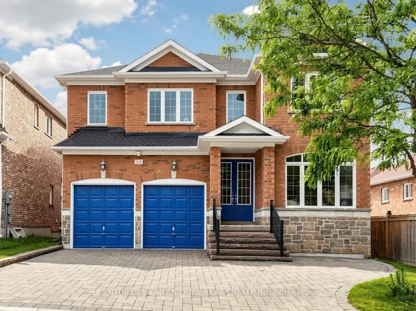 218 Emma Broadbent Ct, Newmarket, ON L3X 3K8