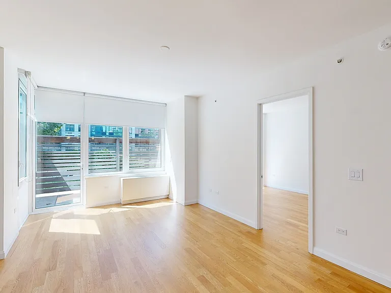 795 Columbus Ave #4J — Photo 3