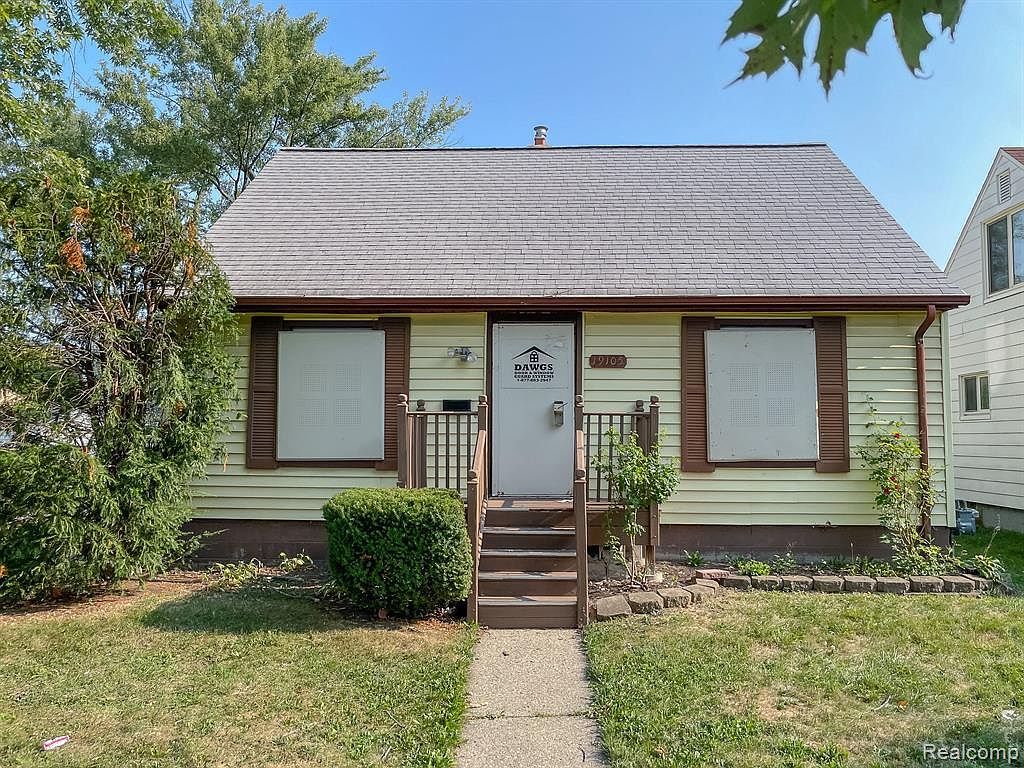 19105 Kingsville St, Harper Woods, MI 48225 Zillow