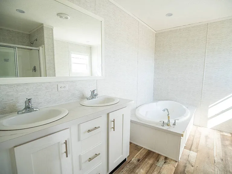9600 Jeff Hamilton Rd #21 — Photo 5