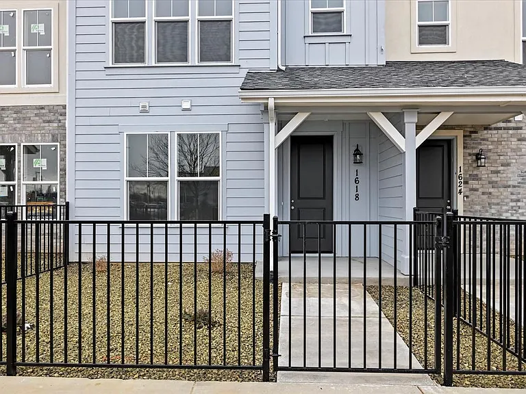 1630 N Mumbarto Ln — Photo 45