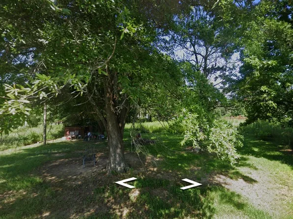 108 S Maple St, Haughton, LA 71037