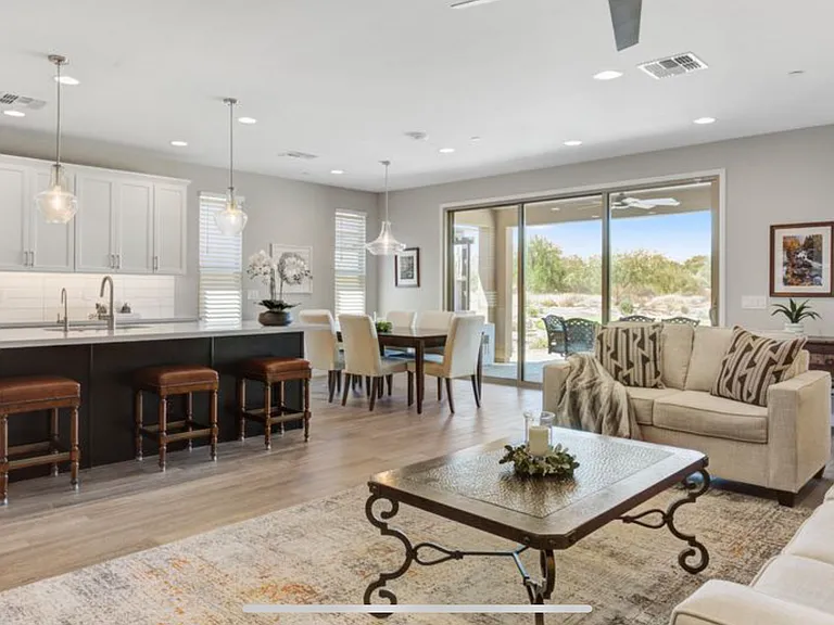 18316 E Spring Valley Ct — Photo 11