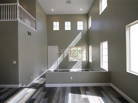 2nd image of 1205 Jewel Springs Ln