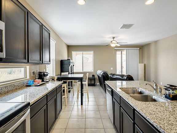4th image of 41199 W Crane Dr