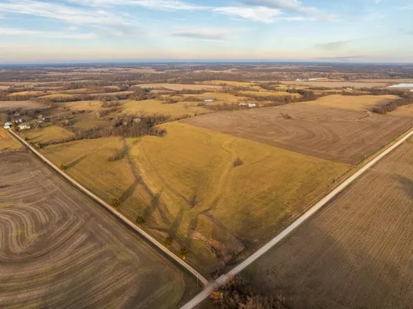 1225 Road City, Garden City, MO 64747