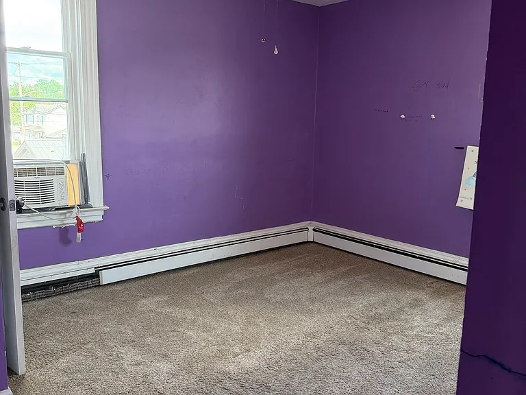 513 W Main St #1 — Photo 2
