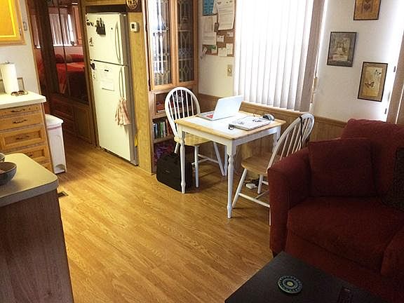 Dining area.Kitchen