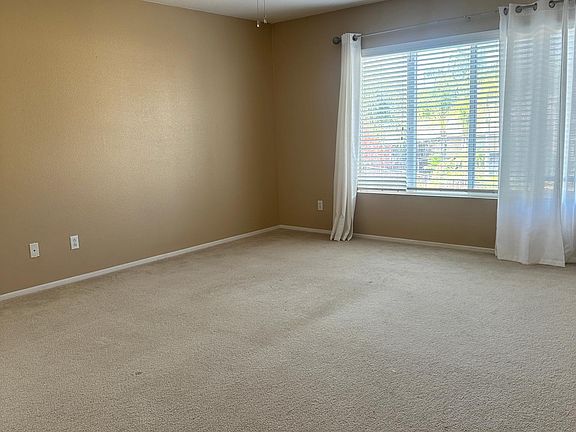 5th image of 33659 Thyme Ln