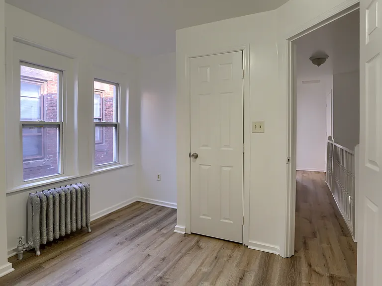 2114 Susquehanna St — Photo 12