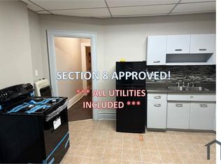 716 12th Ave APT 3, Huntington, WV 25701